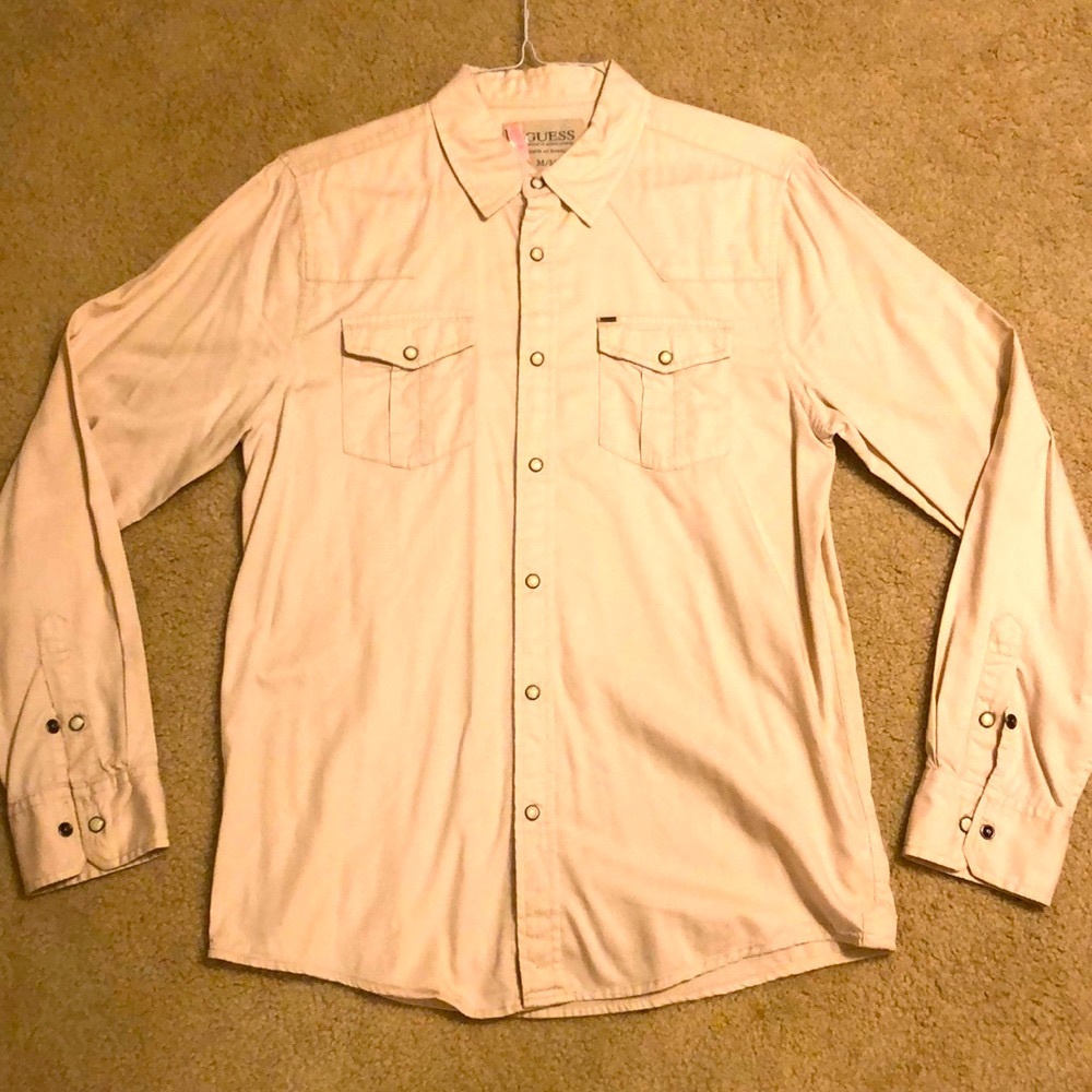 Guess button down